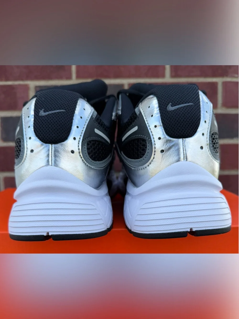 Nike V5 RNR Men’s Size 13 Black/Anthracite/Smoke Grey BRAND NEW with box